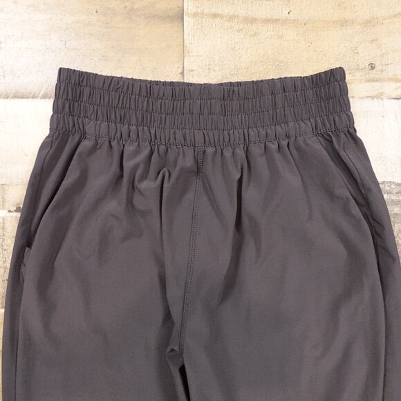 Vuori Villa Jogger Women’s Small Black Lightweight 26" Inseam Performance Travel - Picture 2 of 11